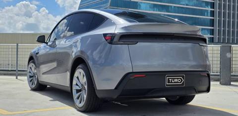 Tesla Model Y 2026