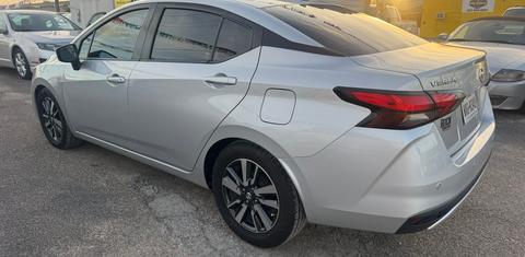 Nissan Versa 2021