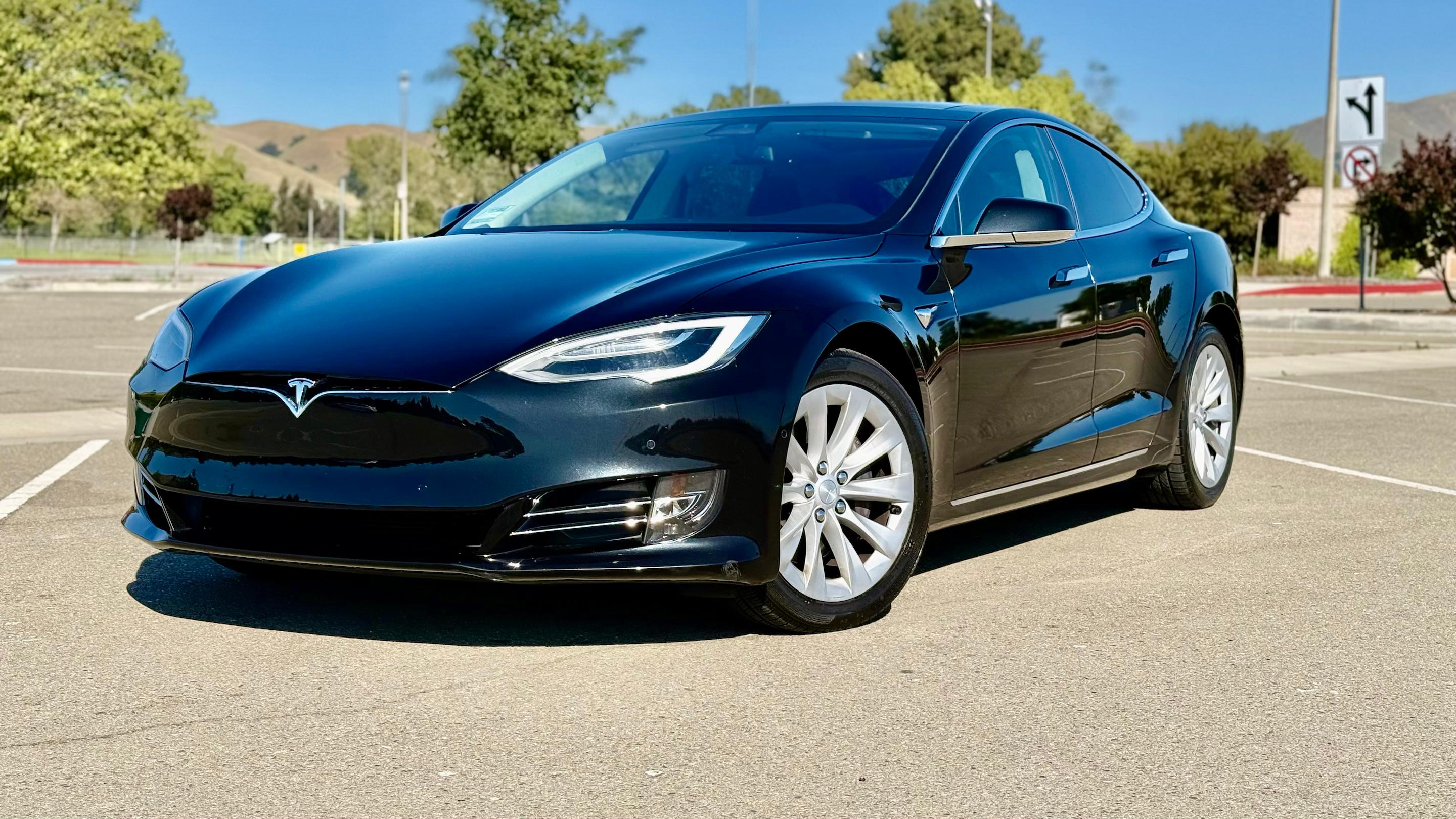 Tesla Model S 2018 in Fremont, CA
