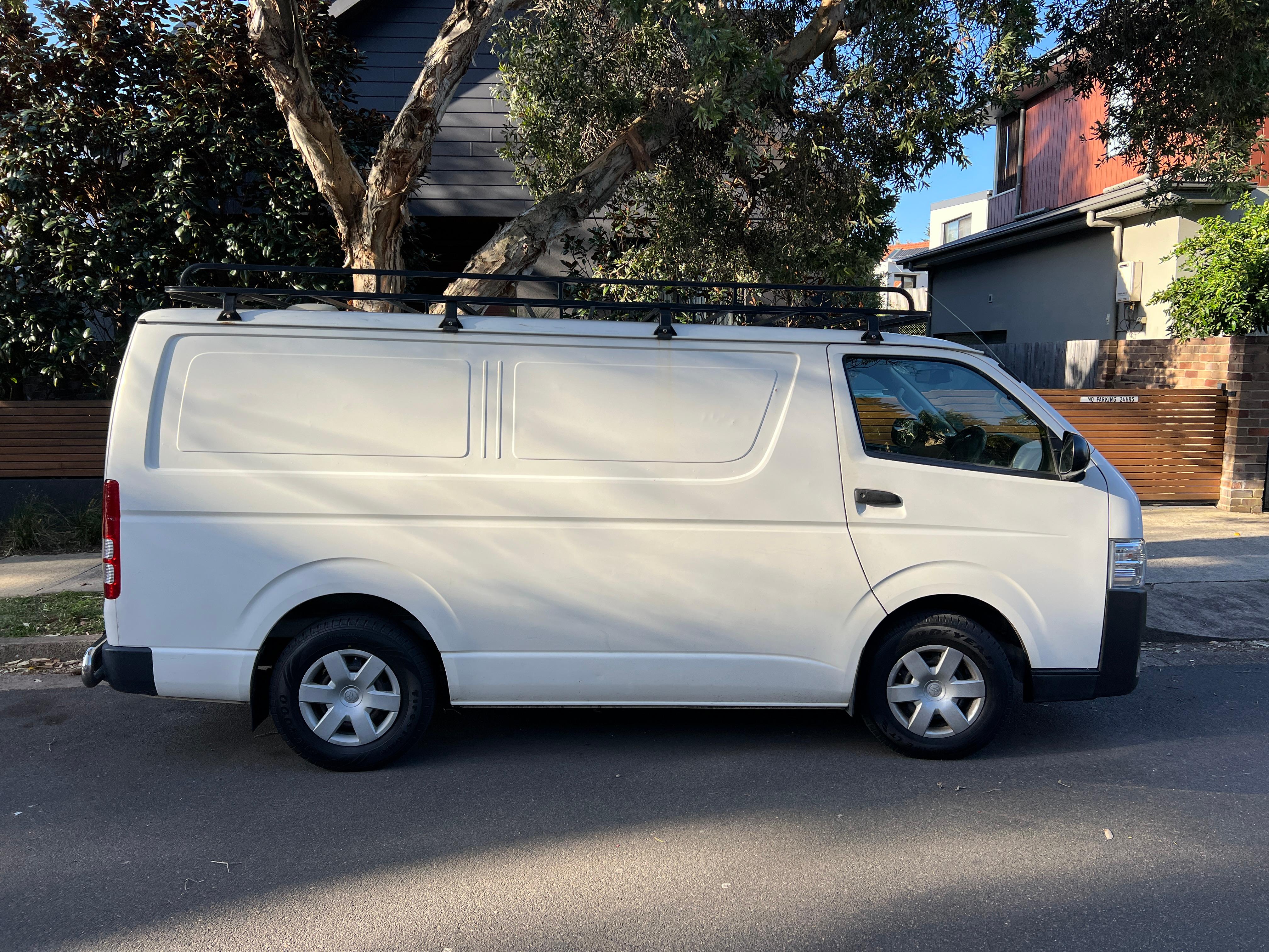Toyota HIACE 2014 in Bondi Beach