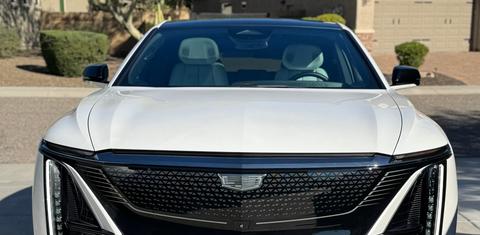 Cadillac LYRIQ 2024