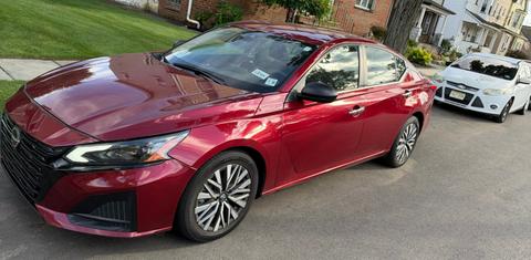 Nissan Altima 2025