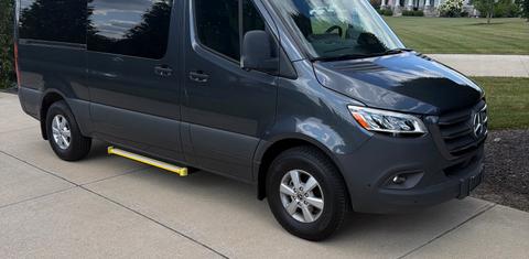 Mercedes-Benz Sprinter 2025
