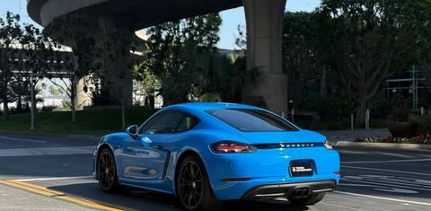 Porsche 718 Cayman 2022