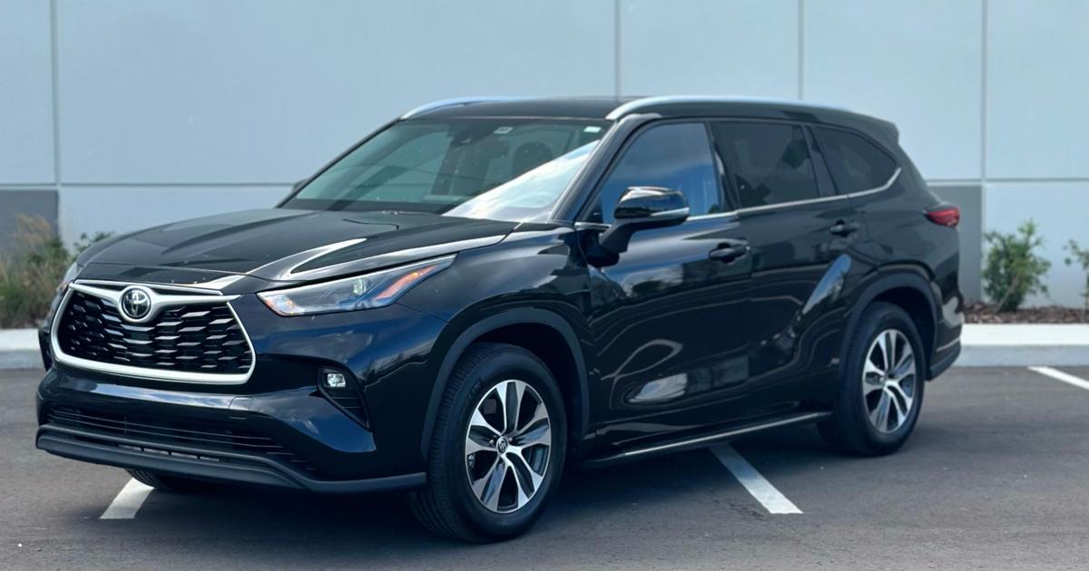 Toyota Highlander 2022 rental in Orlando, FL by Real Family rent a car ...