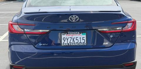 Toyota Camry Hybrid 2026