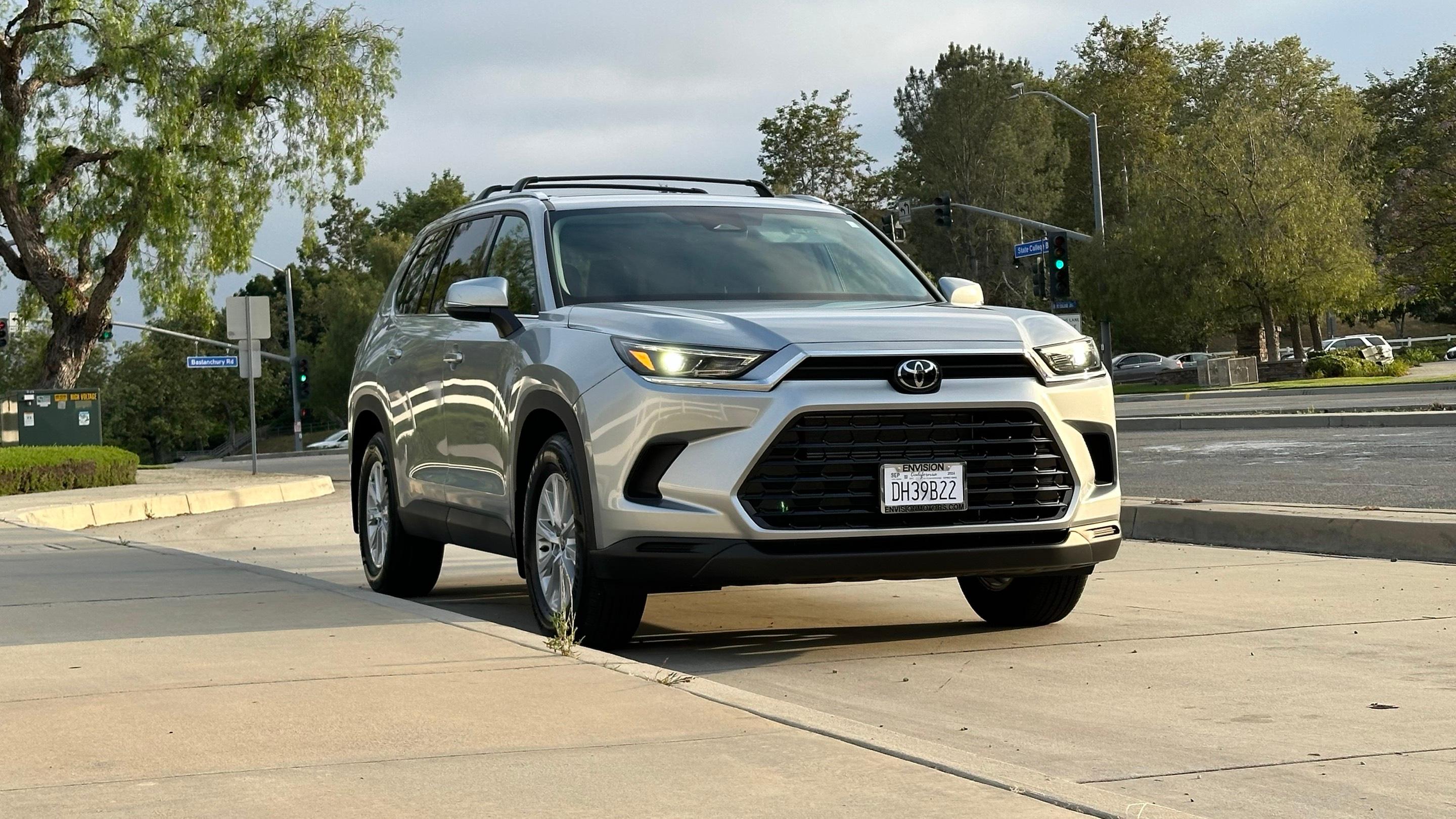 Toyota Grand Highlander 2024 in Brea, CA