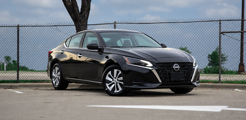Nissan Altima 2025