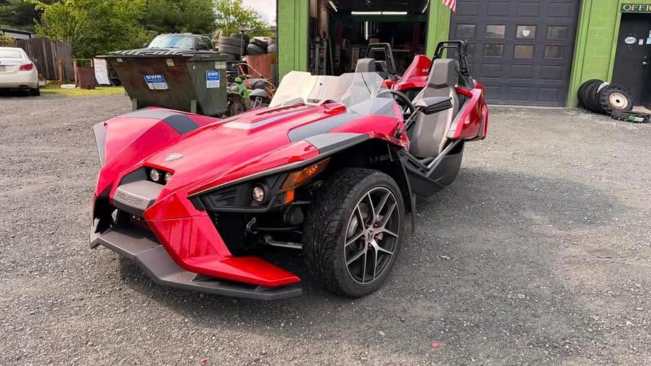 Polaris Slingshot 2018 in Waymart, PA