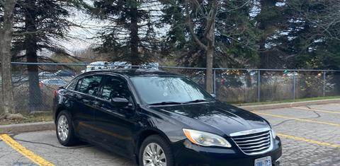 Chrysler 200 2013