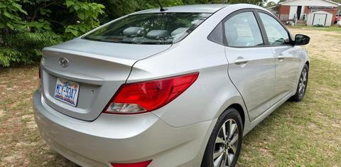 Hyundai Accent 2015