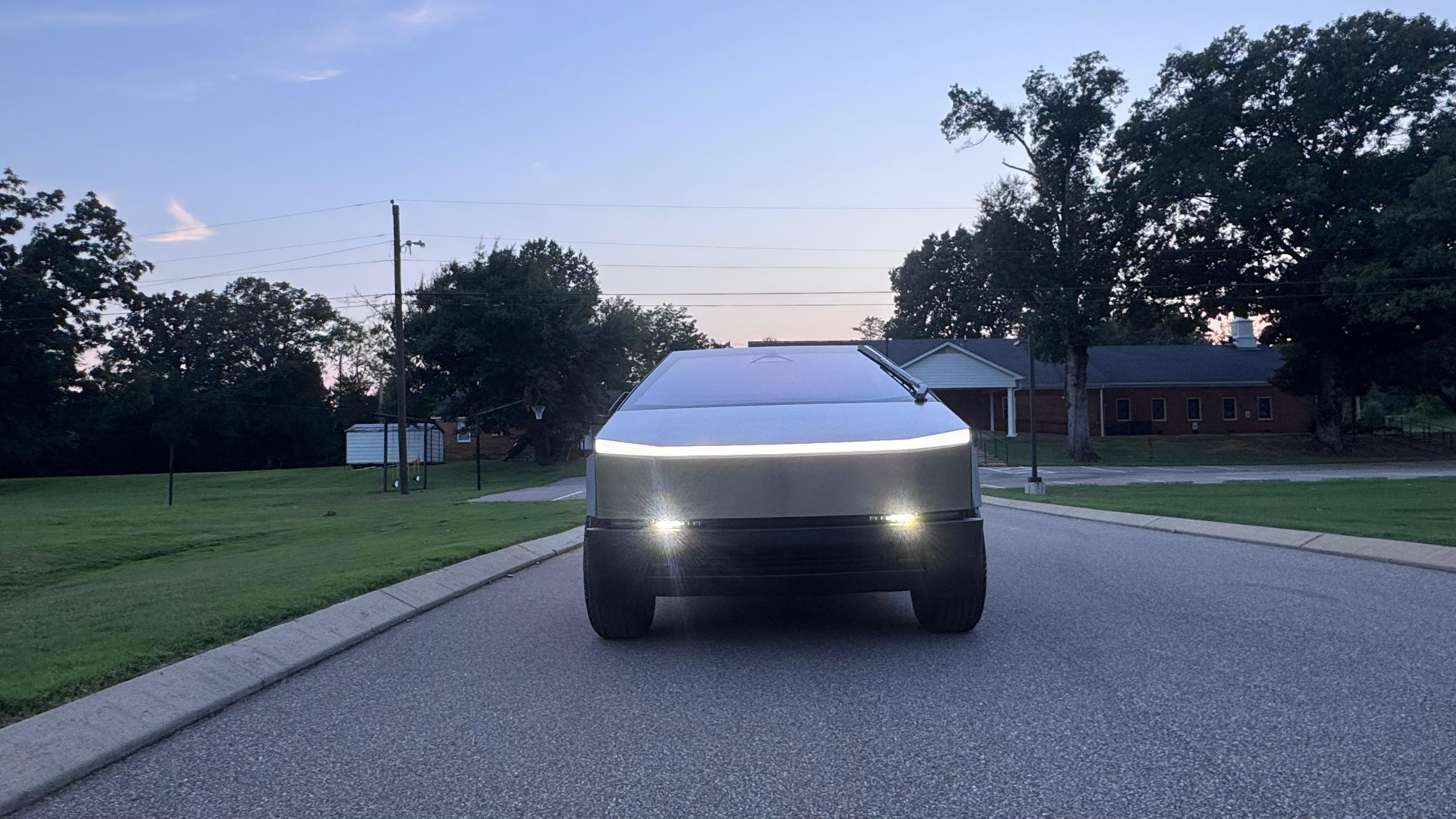Tesla Cybertruck 2026 in Memphis, TN