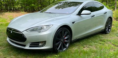 Tesla Model S 2014