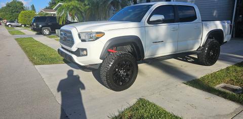 Toyota Tacoma 2017