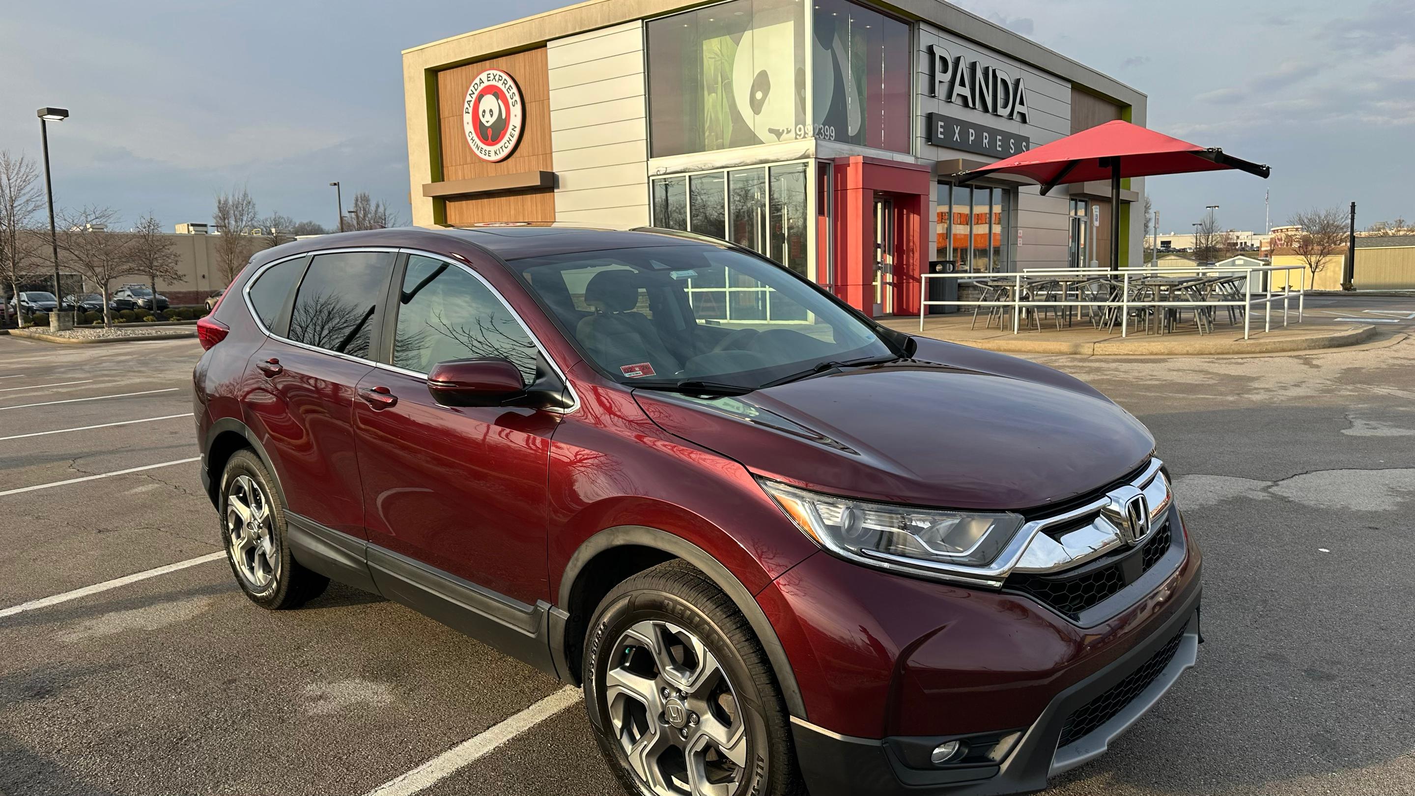 Honda CR-V 2018 — Car rental alternative in Lexington, KY