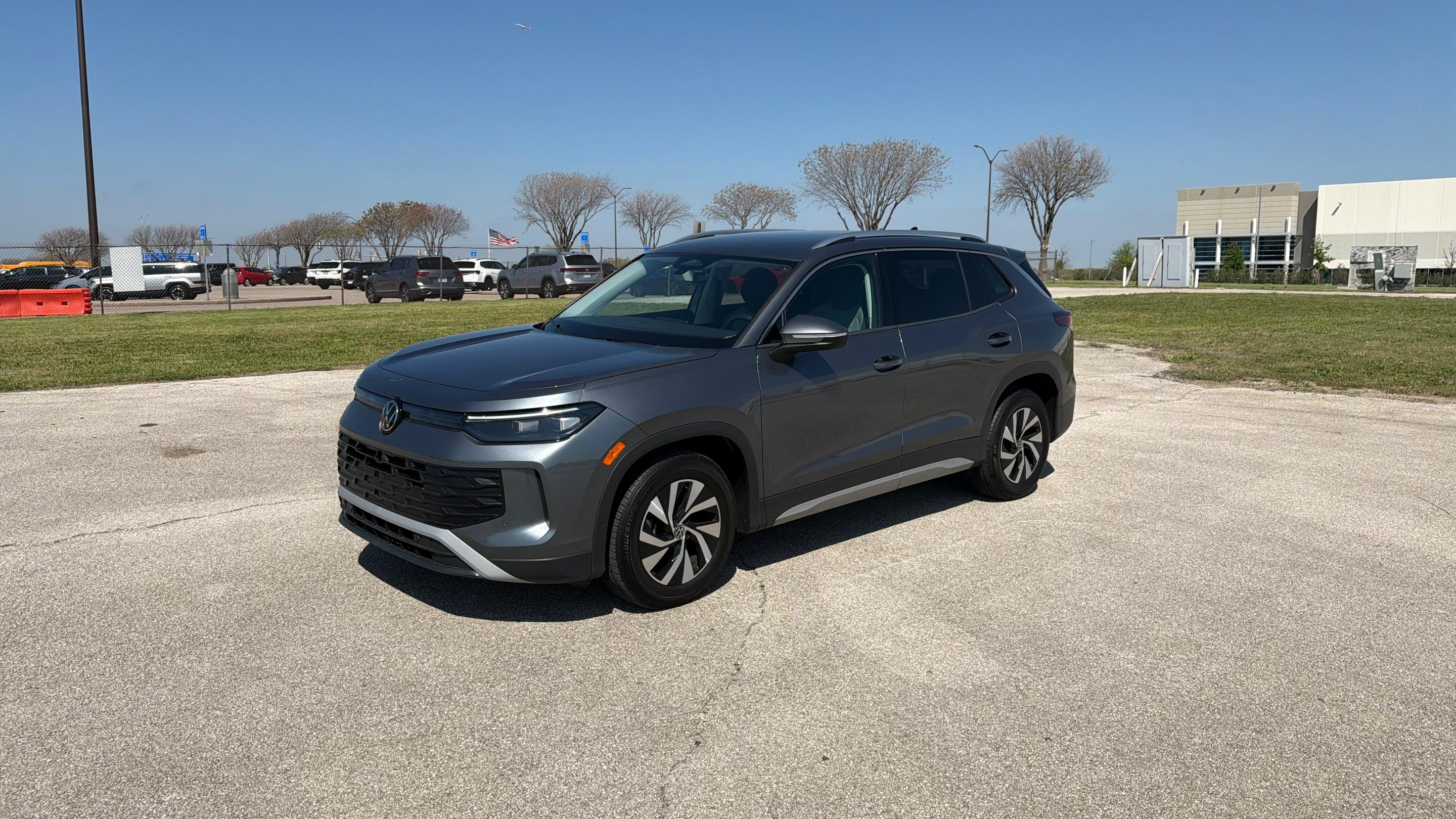 Volkswagen Tiguan 2025 in Euless, TX