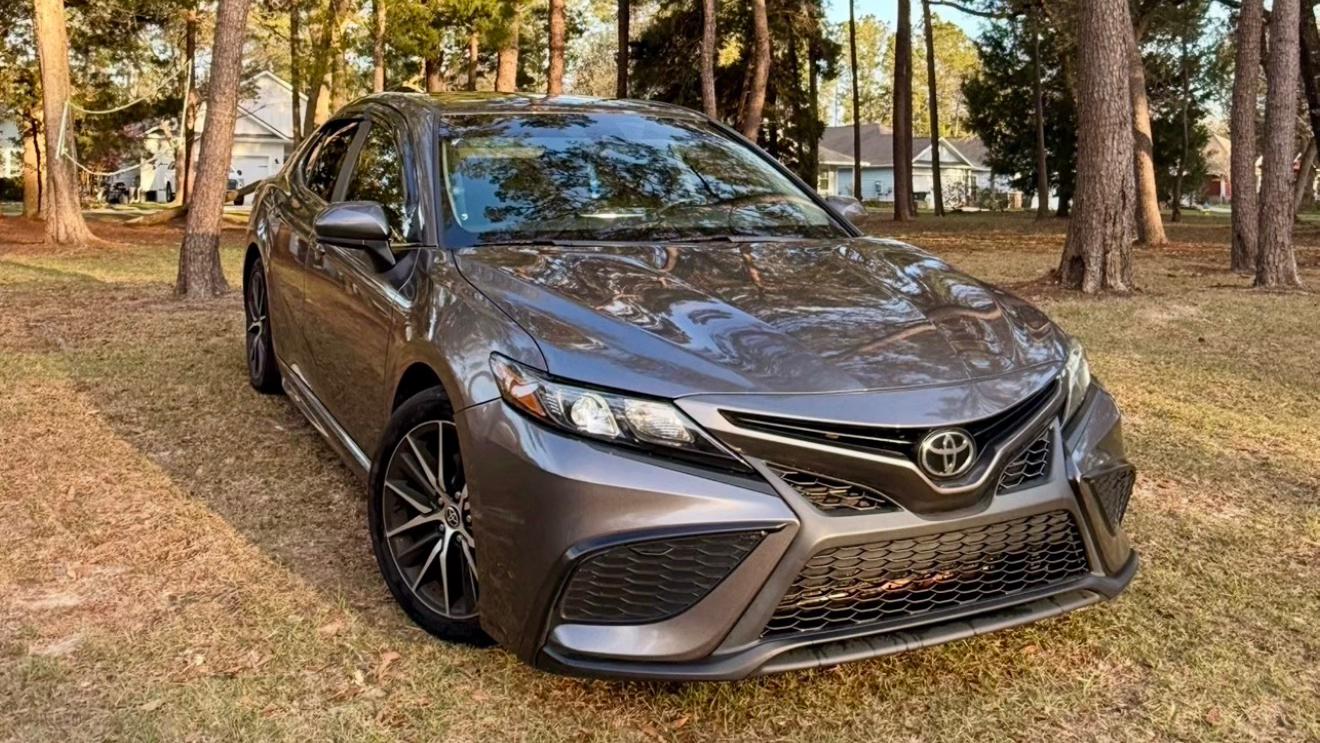 Toyota Camry 2021 in Freeport, FL