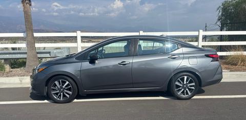 Nissan Versa 2021