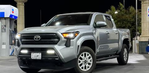 Toyota Tacoma 2024