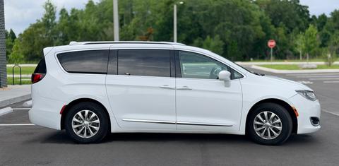 Chrysler Pacifica 2018
