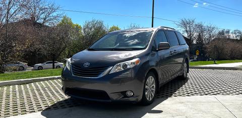 Toyota Sienna 2014