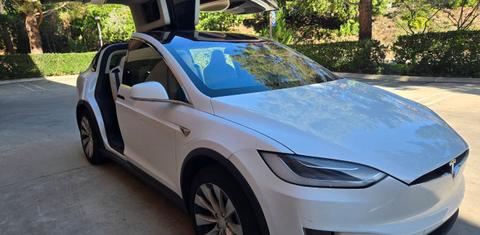 Tesla Model X 2019