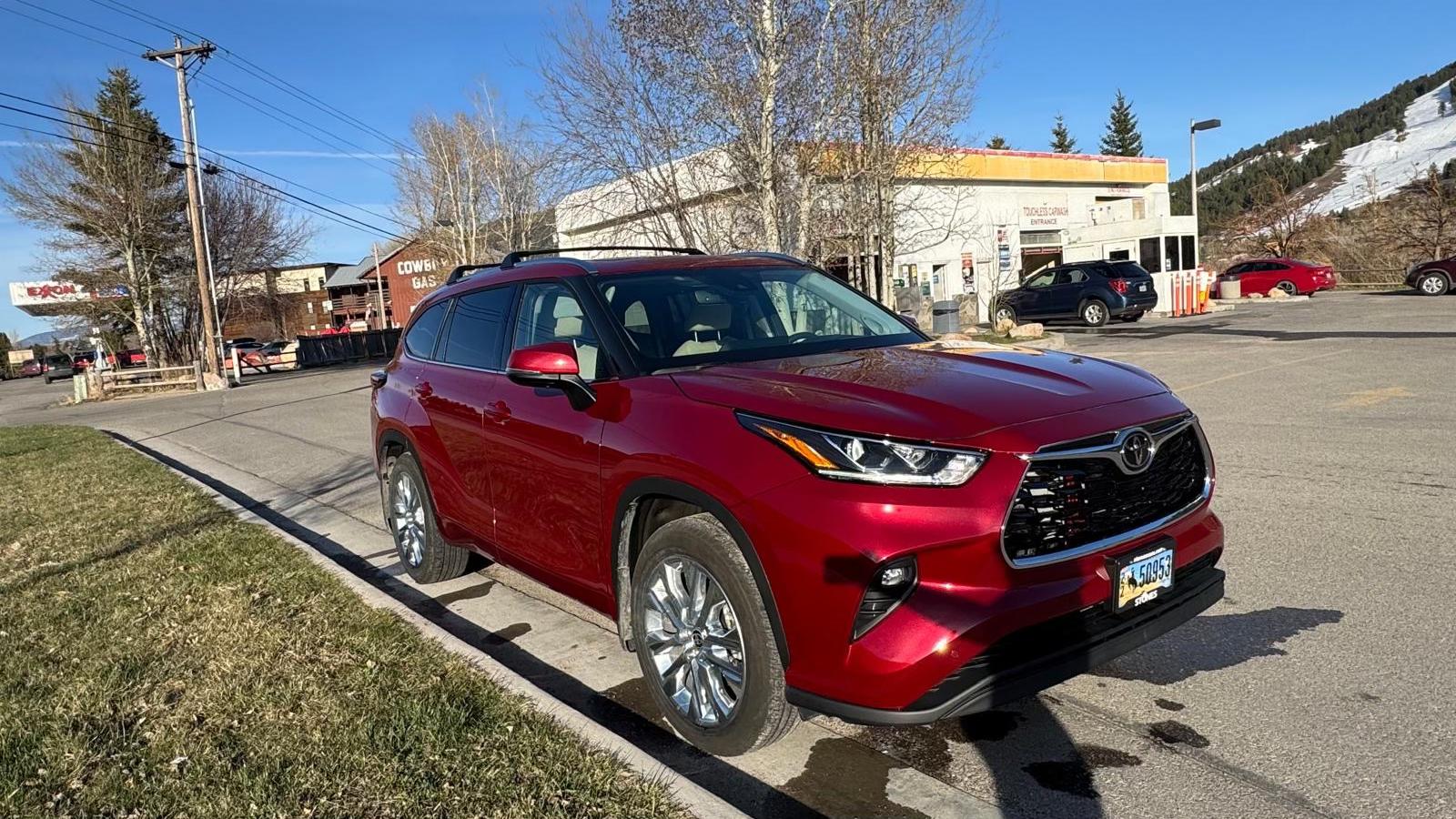 Toyota Highlander 2024 in Jackson, WY