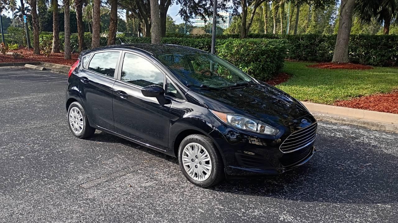Ford Fiesta 2017 in Tampa, FL