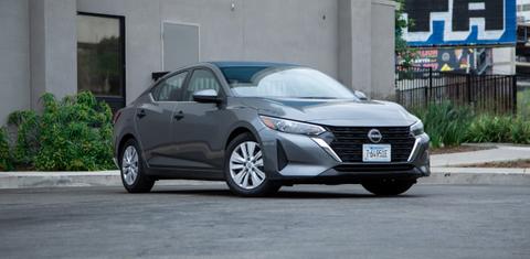Nissan Sentra 2024
