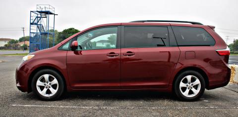 Toyota Sienna 2015