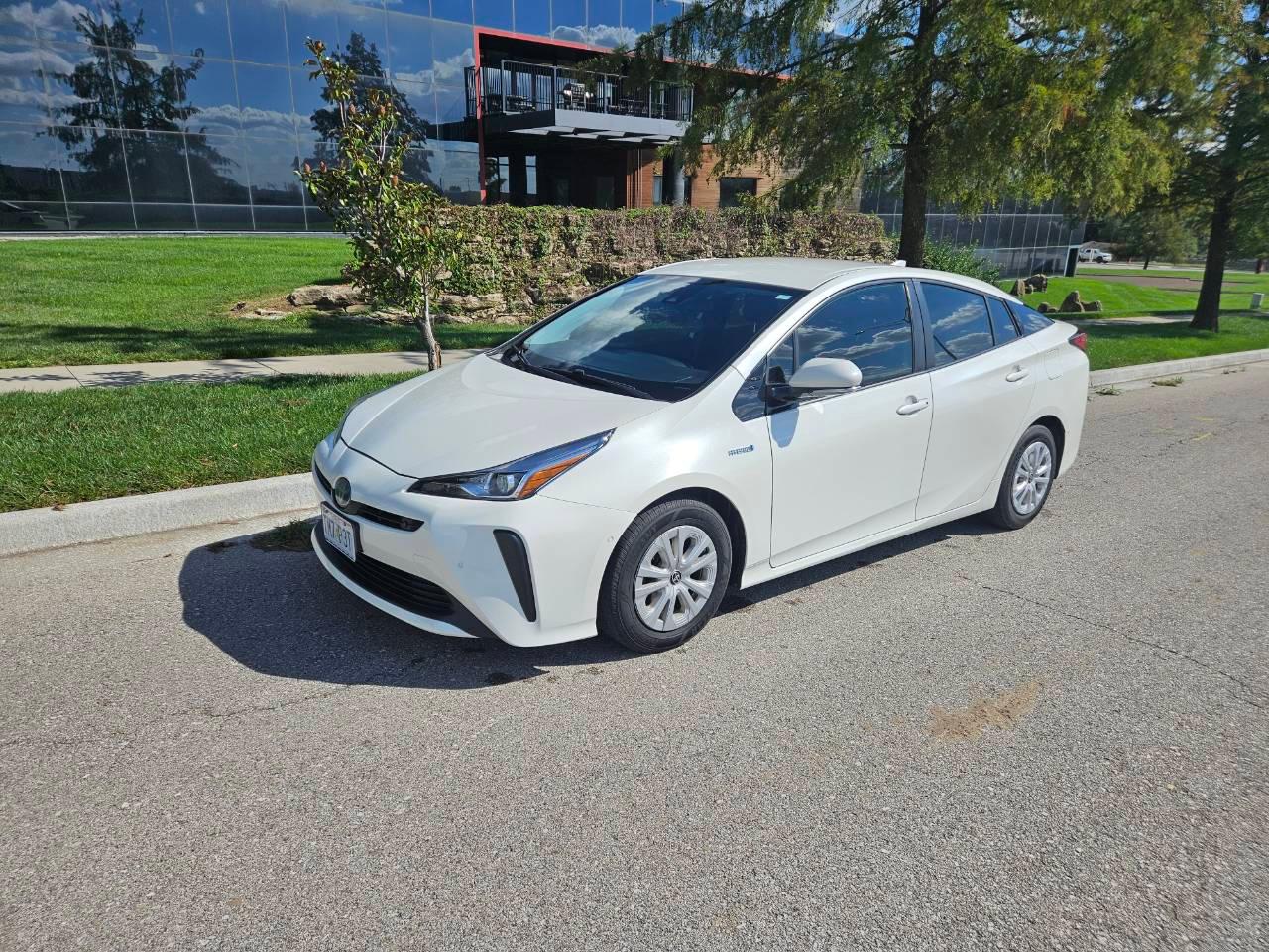 Toyota Prius 2019 in Kansas City, MO