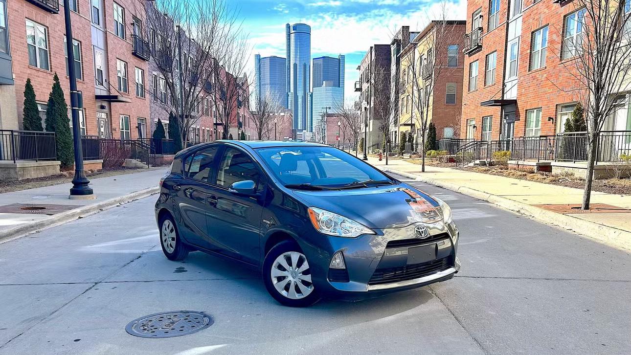 Toyota Prius c 2013 in Birmingham, MI