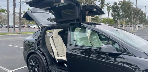 Tesla Model X 2023