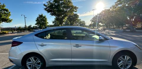 Hyundai Elantra 2019