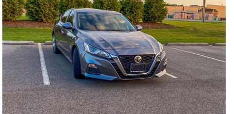 Nissan Altima 2019