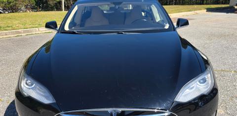 Tesla Model S 2014