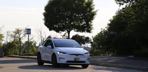 Tesla Model X 2022