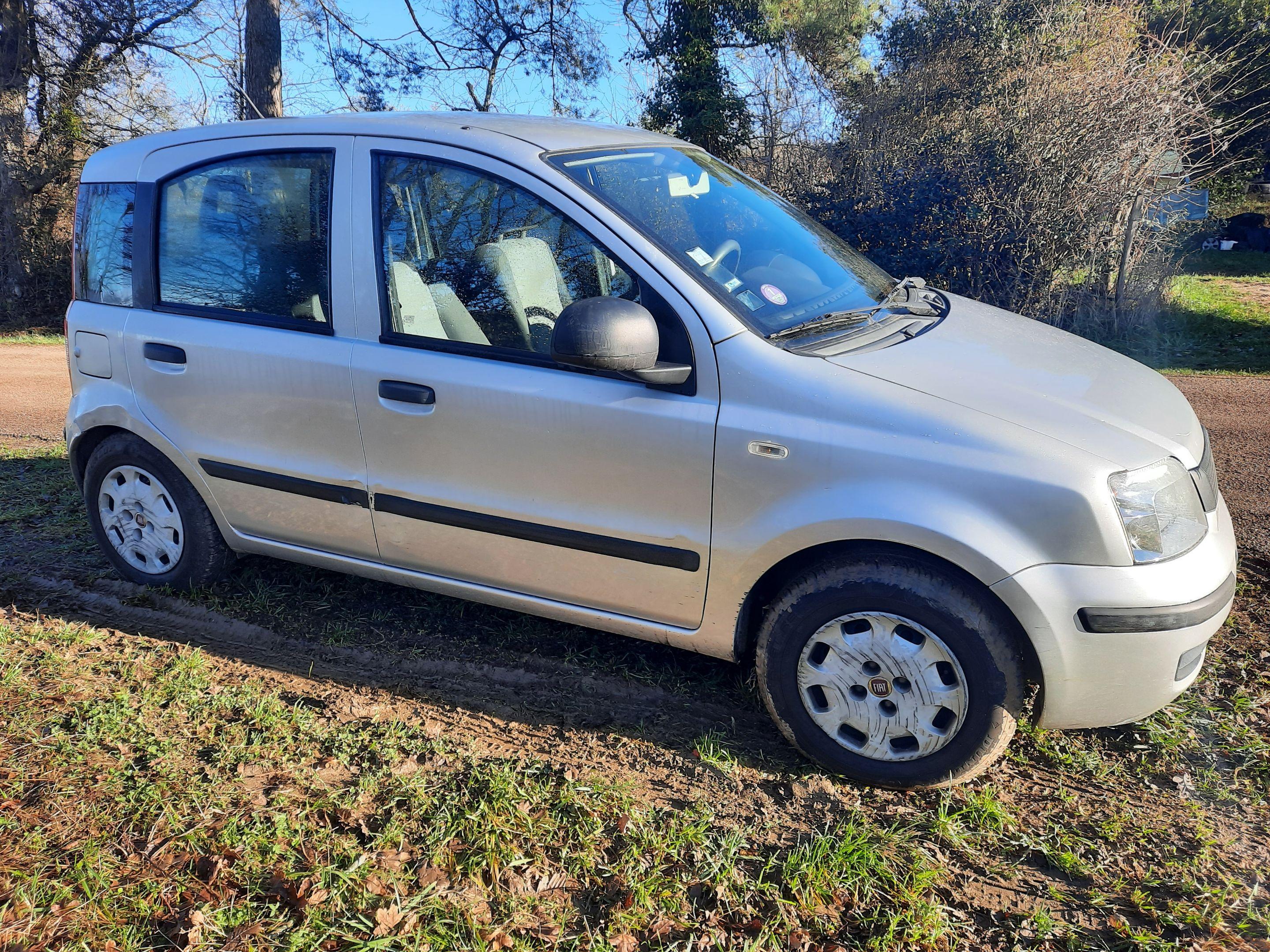 FIAT PANDA 2012 à Bourges