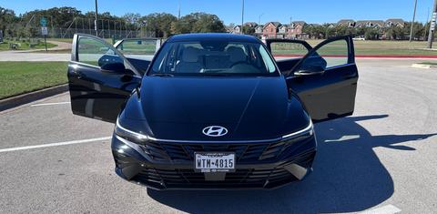 Hyundai Elantra Hybrid 2025