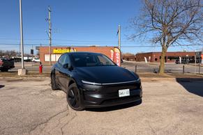 Tesla Model Y 2026 in Oakville