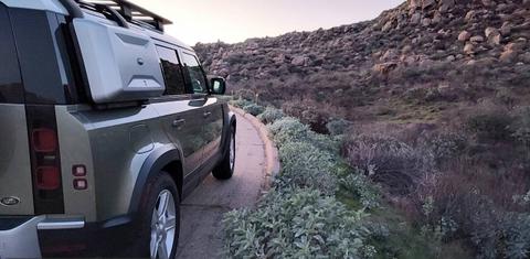 Land Rover Defender 2020