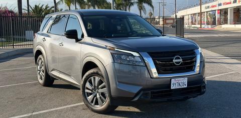 Nissan Pathfinder 2025
