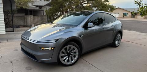 Tesla Model Y 2026