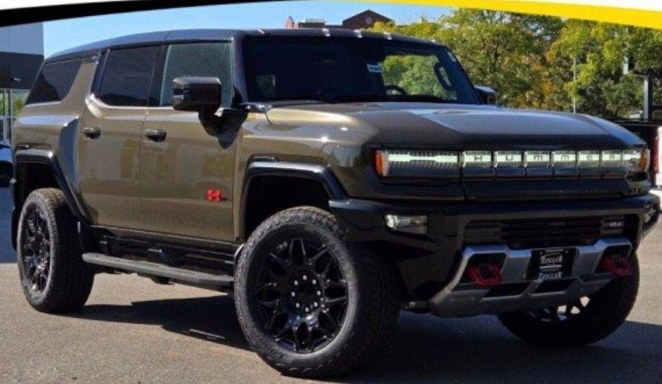 GMC HUMMER EV SUV 2025 in Northampton, MA