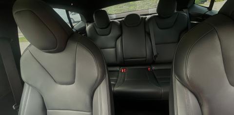 Tesla Model S 2022