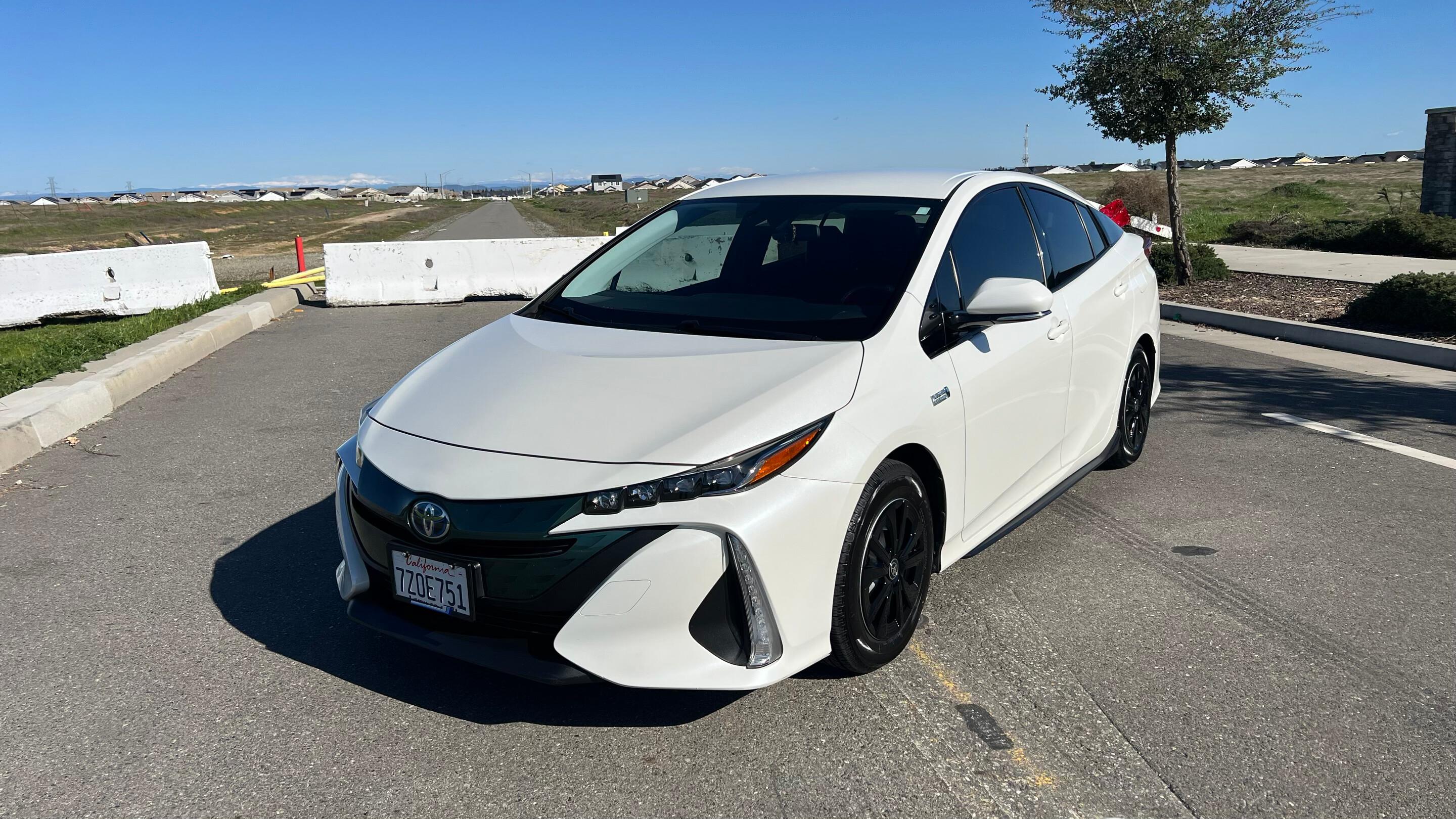 Toyota Prius Prime 2017 rental in Roseville, CA by DONNIE | Turo