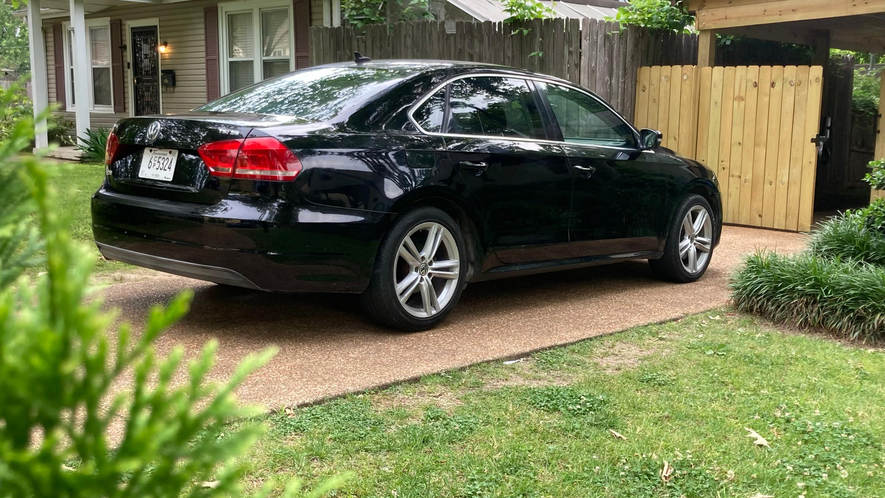Volkswagen Passat 2014 in Memphis, TN