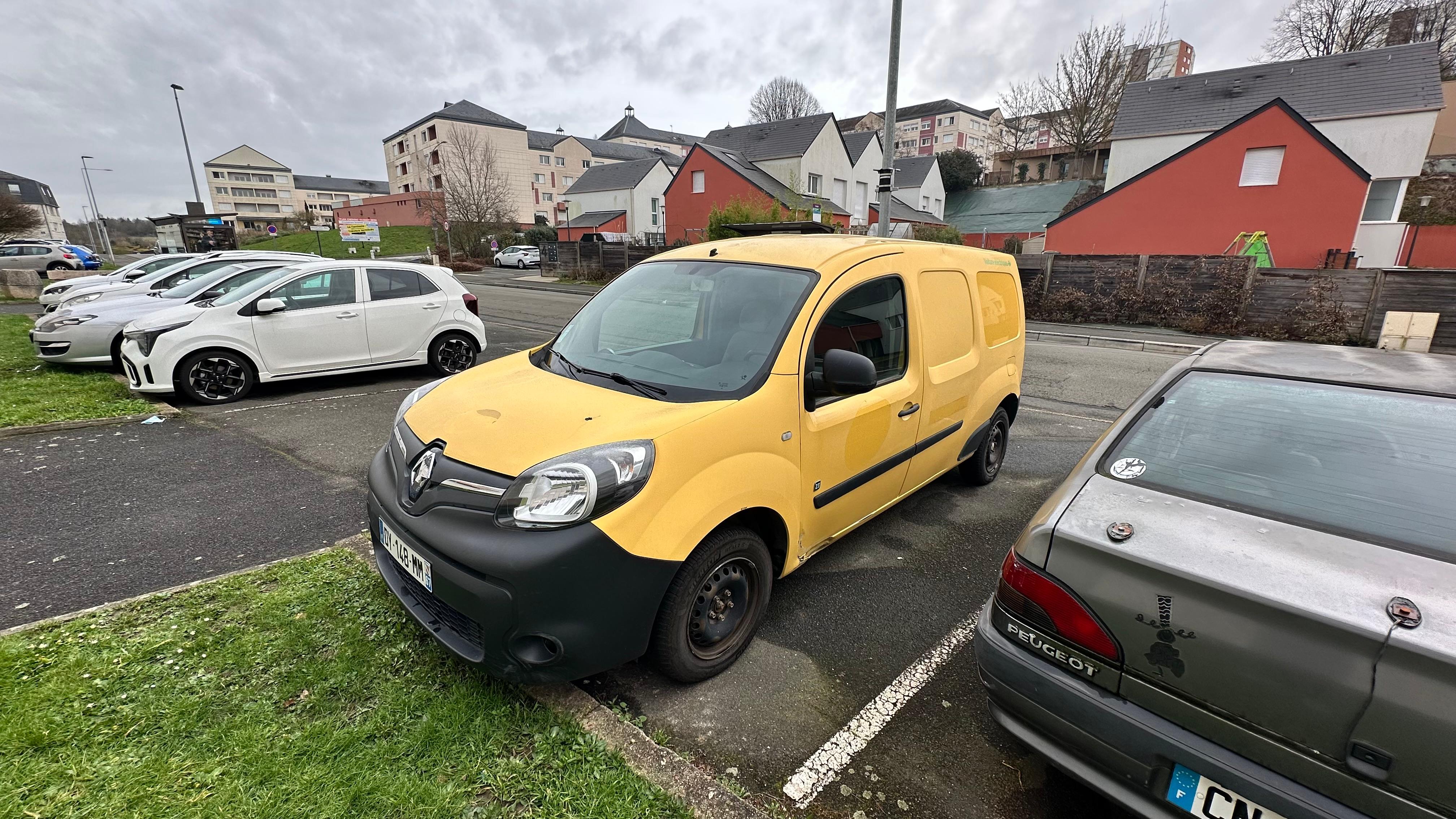 Renault KANGOO EXPRESS II Z.E 2015 à Le Mans