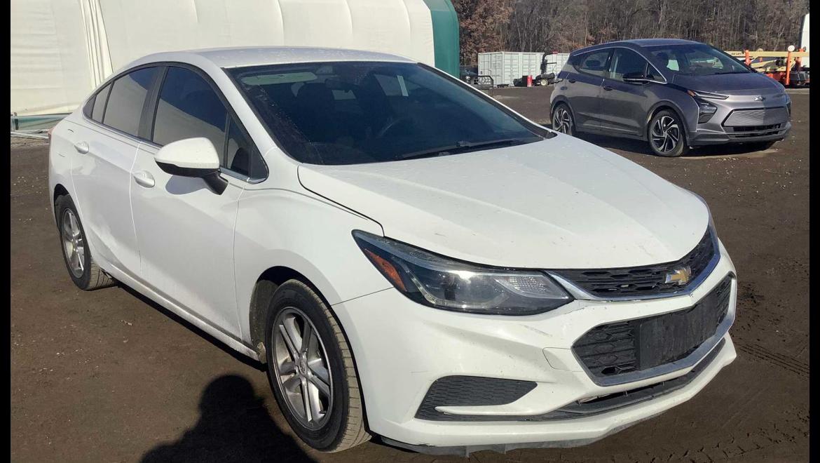 Chevrolet Cruze 2017 in Saginaw, MI