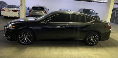Lexus ES 2022